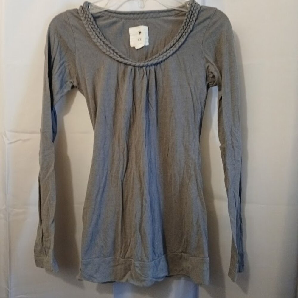 XXI Braided neck T-shirt Top juniors XS Gray soft knit Long sleeve Scoop blouse